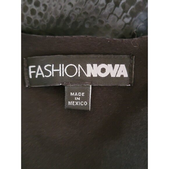 Fashion Nova Black Snake Print Sleeveless Bodysuit L Polyester Spandex - Picture 4 of 6